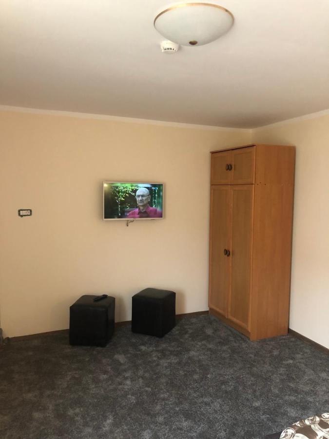 Pensiunea Flora Piatra Neamt Bagian luar foto